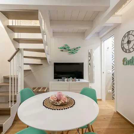 Apartmán David Pretty Loft Near Station Casatuabari Bari