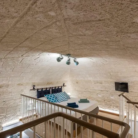 David Pretty Loft Near Station Casatuabari Apartment *